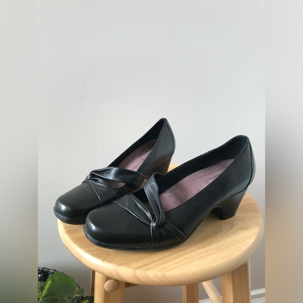 Clarks Black Heels for Women vguc